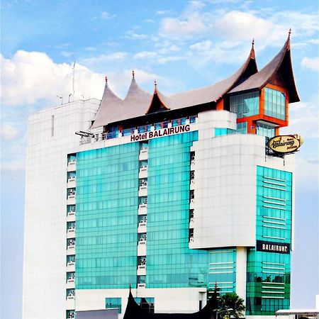 Horison Balairung Jakarta Exteriér fotografie