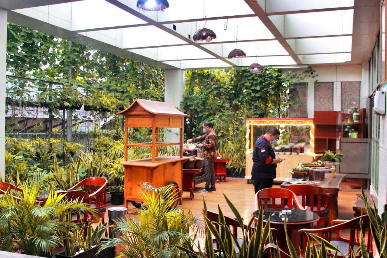 Horison Balairung Jakarta Exteriér fotografie