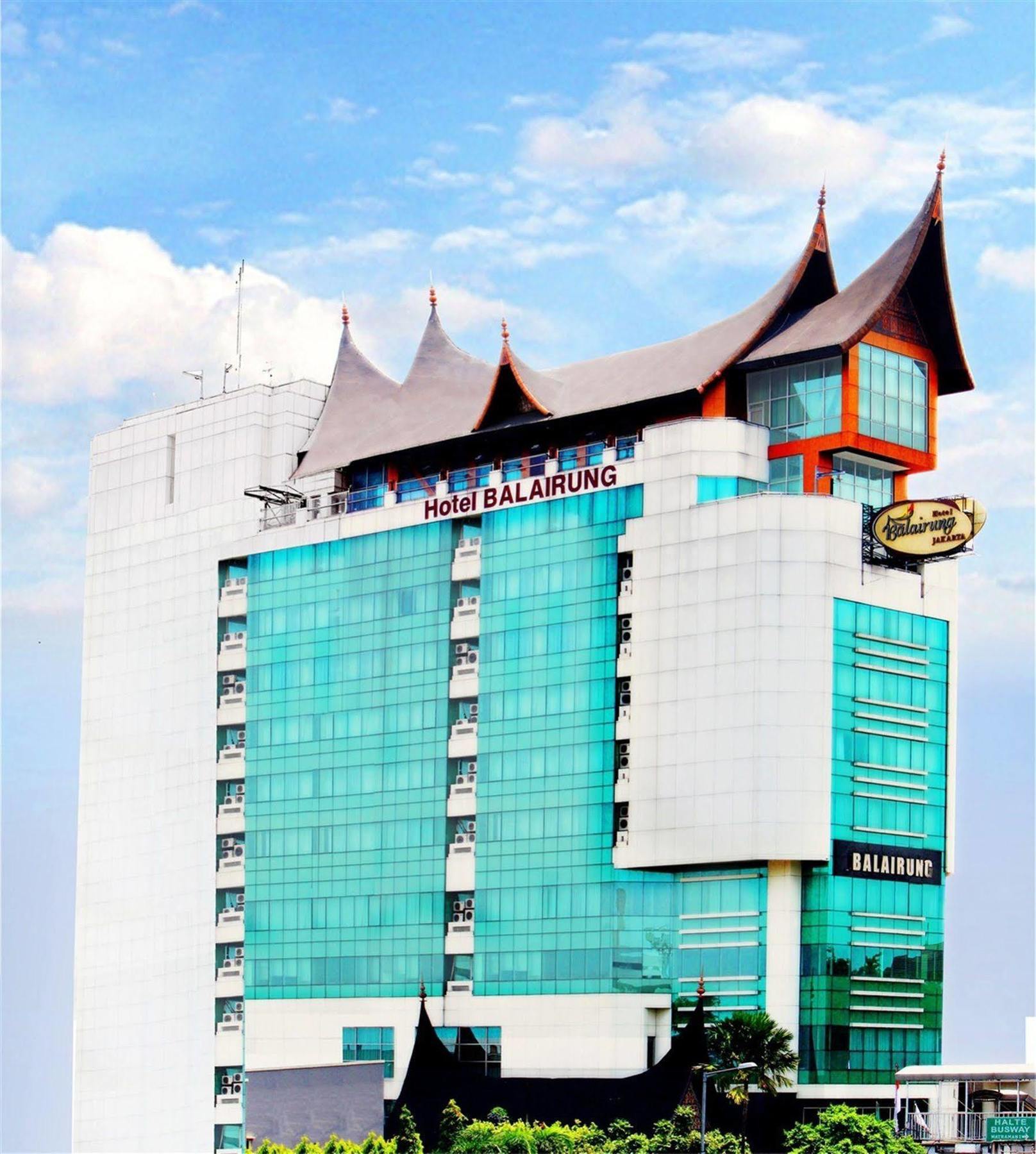 Horison Balairung Jakarta Exteriér fotografie